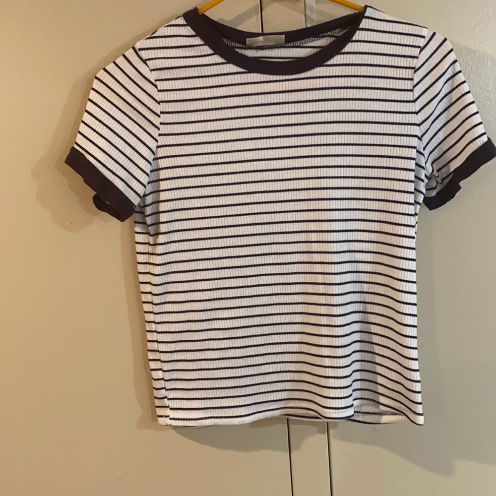 Stripped tee shirt